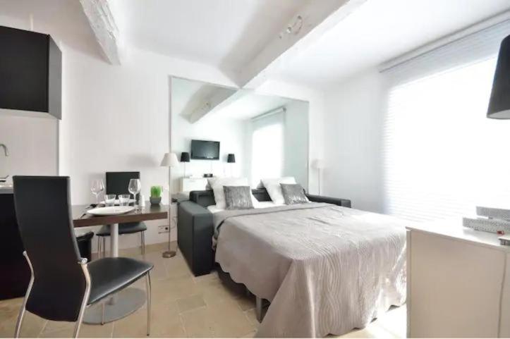 Appartement 3 Studios Centre Ville Saint Tropez Avec Parking Exterior photo